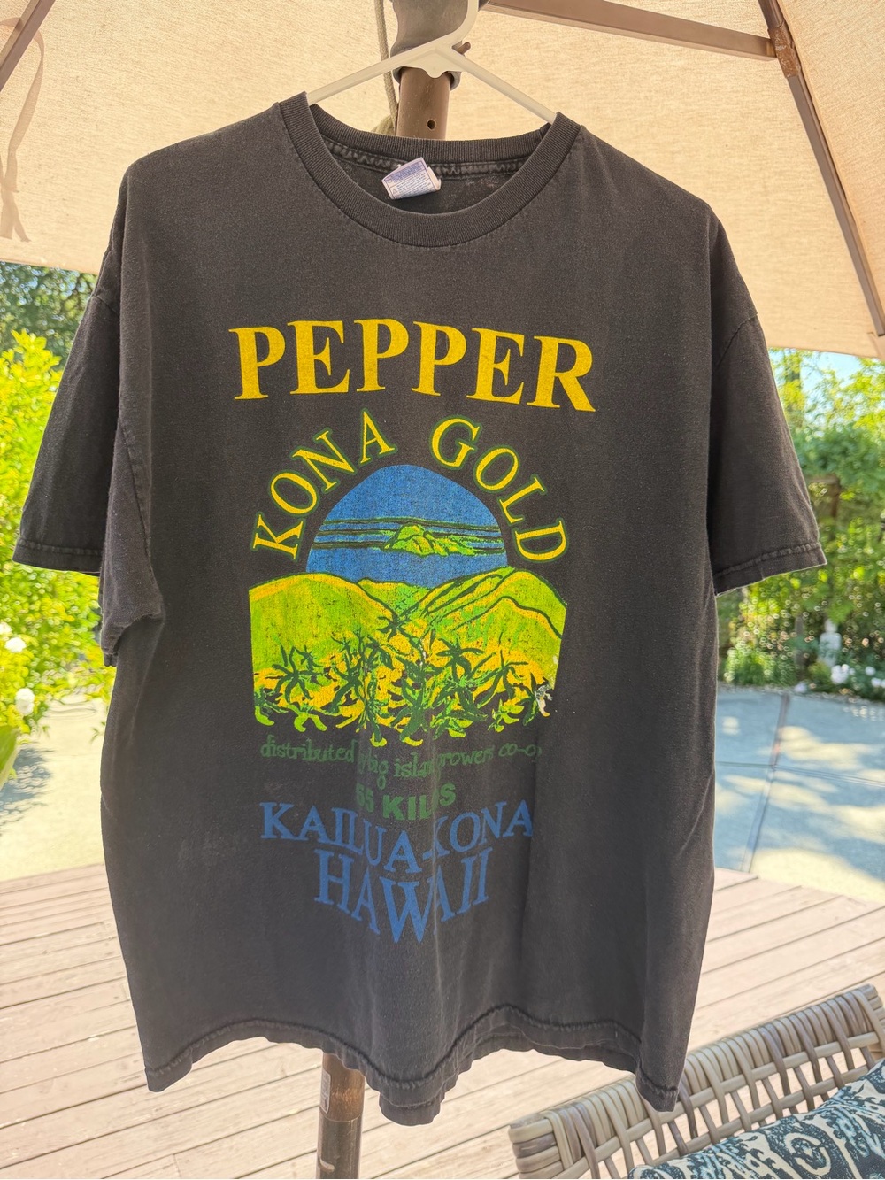 Pepper tour tee
